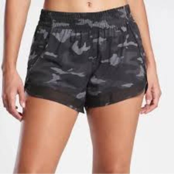 Athleta Mesh Racer Run Mid Rise 4 Short - Picture 1 of 6
